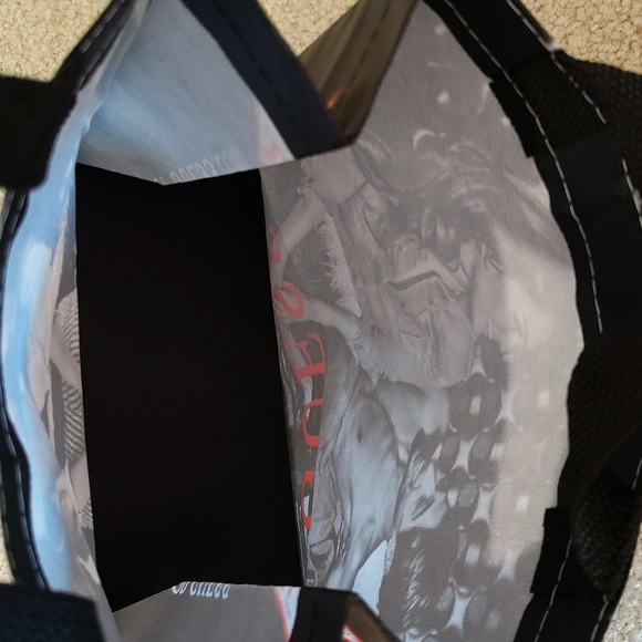 New * Limited Edition* Small Guess Reusable Tote Featuring Jennifer Lopez - Picture 4 of 5